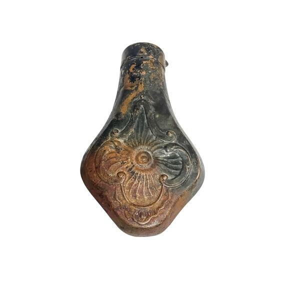 Antique 19th Century Copper Powder Flask Embossed Design - Picture 4 of 7